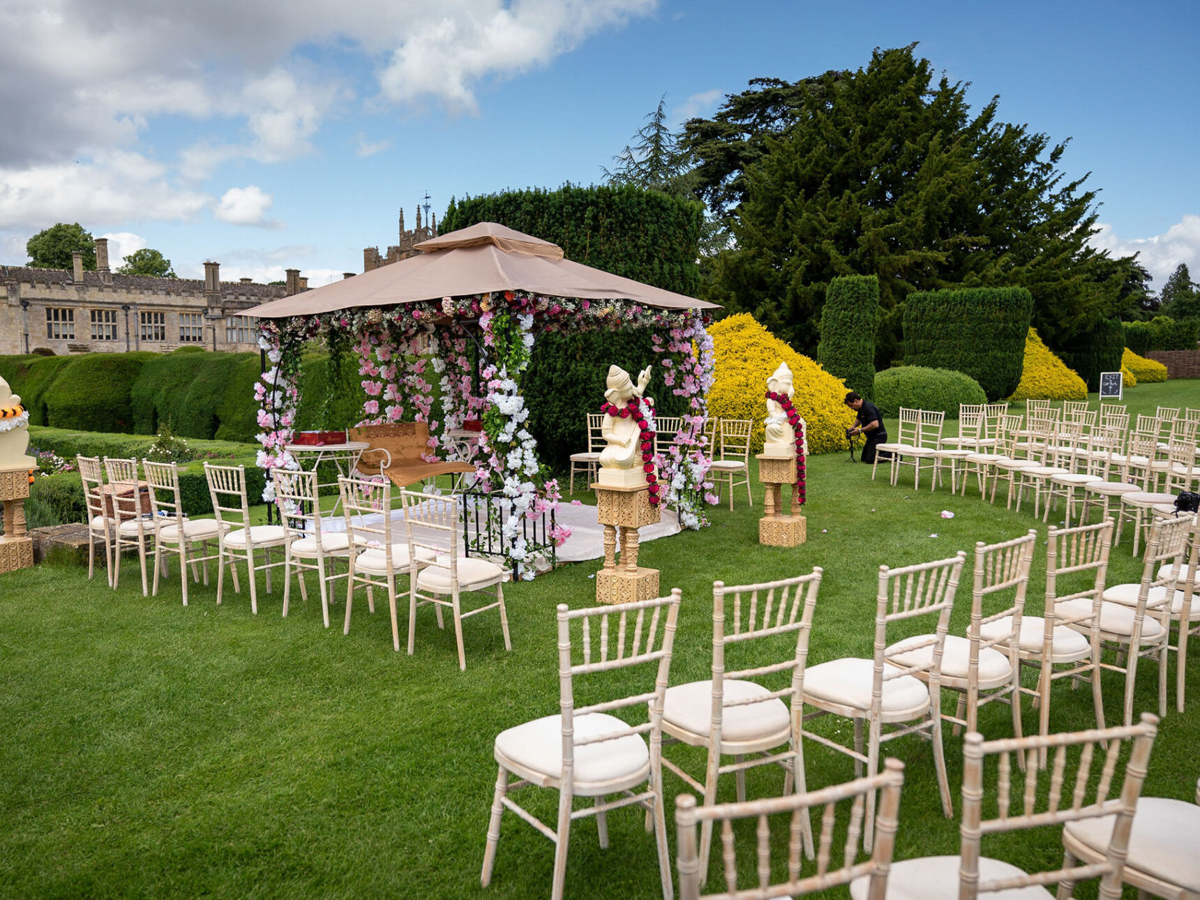 Overlooking the Queen's Garden, Castle and romantic ruins, the Haha is an extraordinary wedding ceremony location